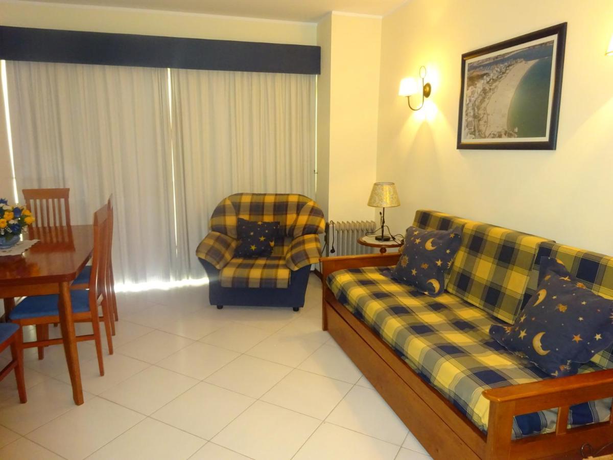 Apartamento T1 Com Piscina E Vista Mar - Praia Da Rocha Portimao Exterior photo